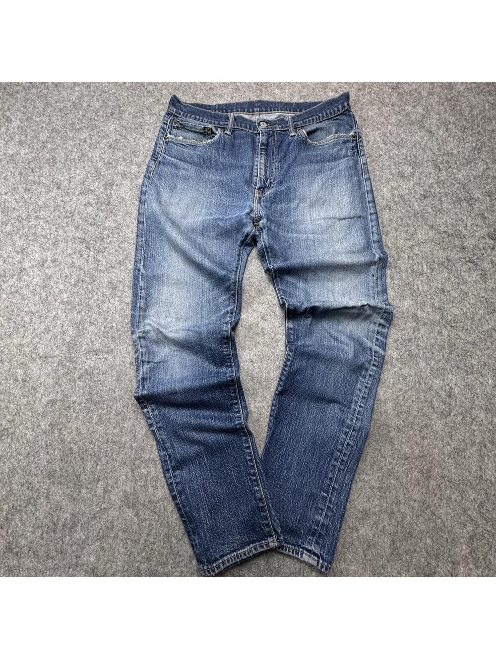 Levi's Jeans Mens 36x30 Blue Medium Wash Relaxed Fit Straight Leg Denim Pants